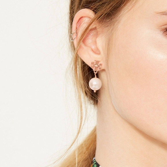 NEW Tory Burch Evie Pearl Drop Earrings Rose Gold - Picture 5 of 5